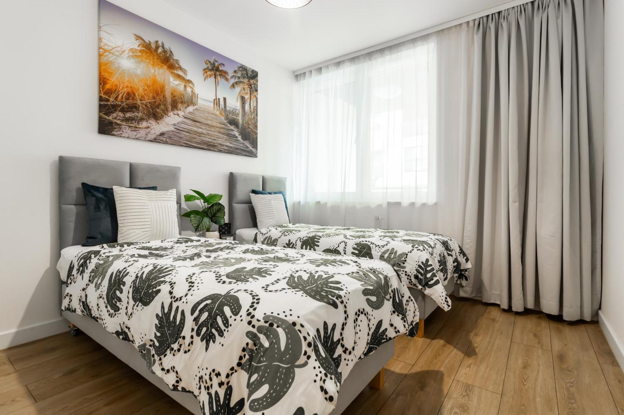 ורוצלב Apartament Near Sky Tower Free Parking For 2 Cars מראה חיצוני תמונה